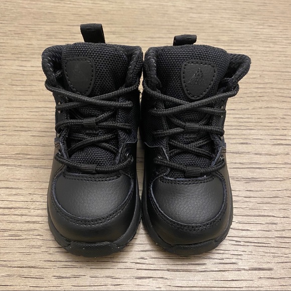 Sold: Nike Manoa 5c - Picture 3 of 6